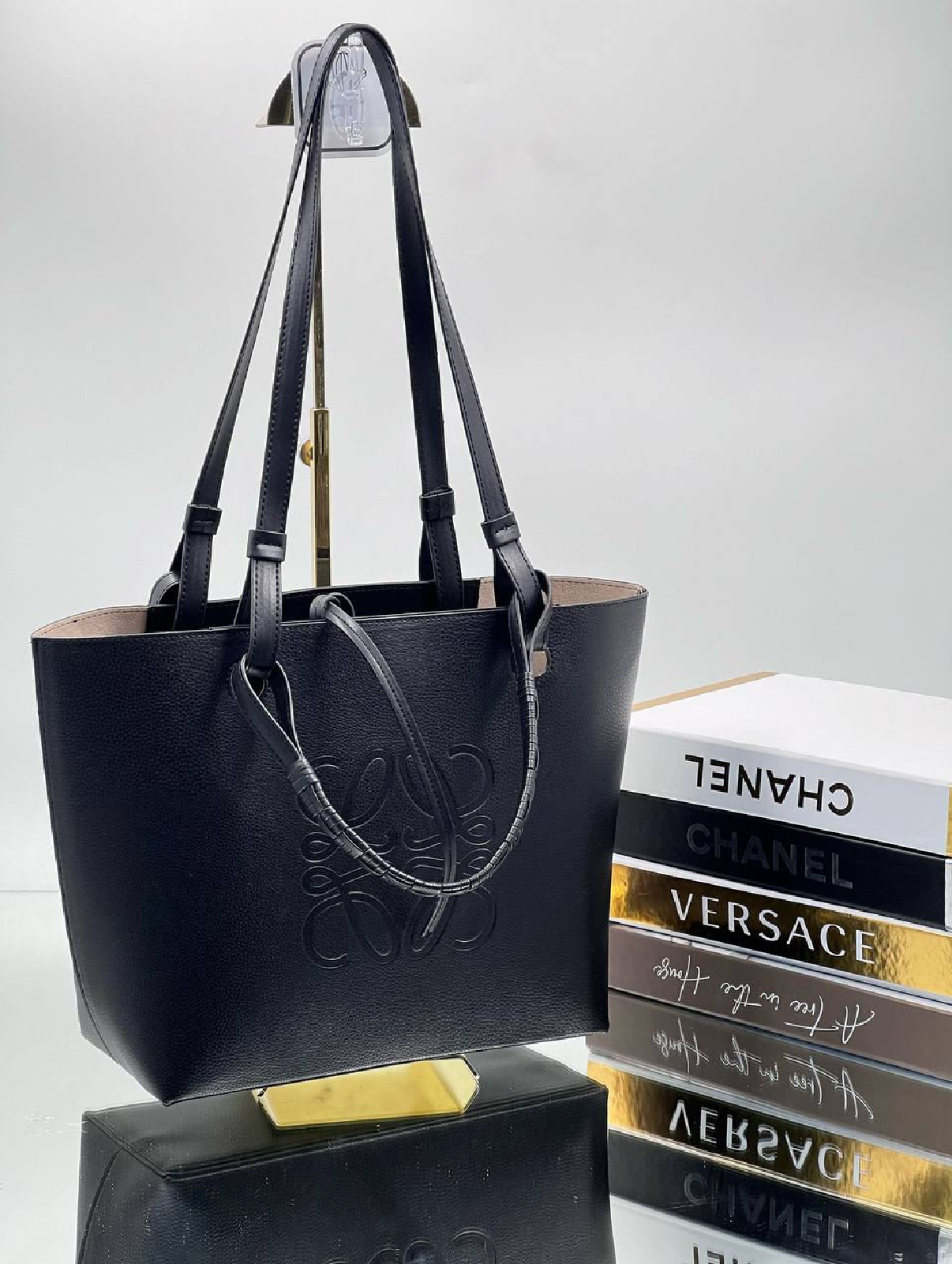 Loewe black