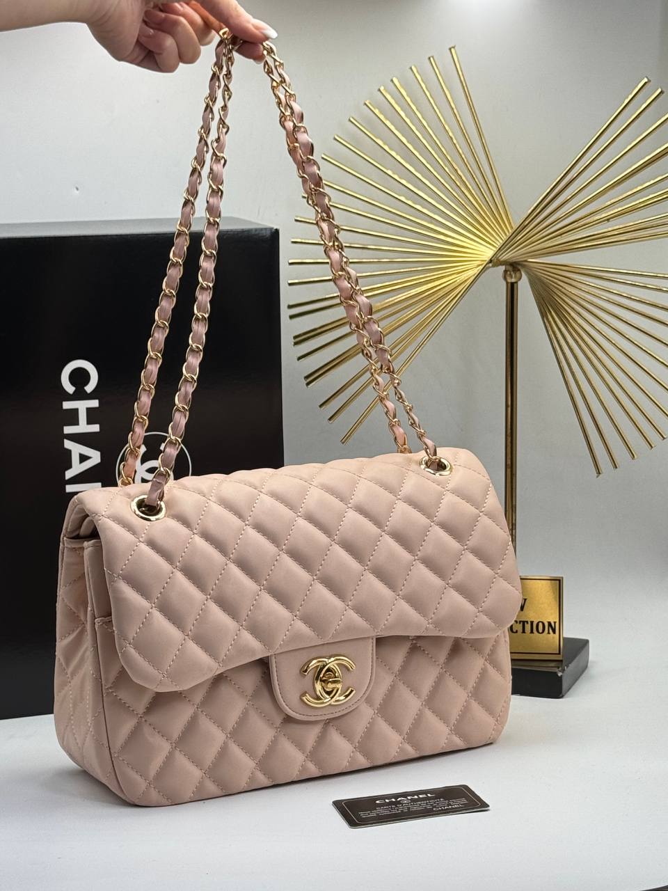 Chanel coco pink