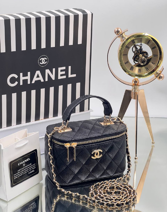 Chanel mini