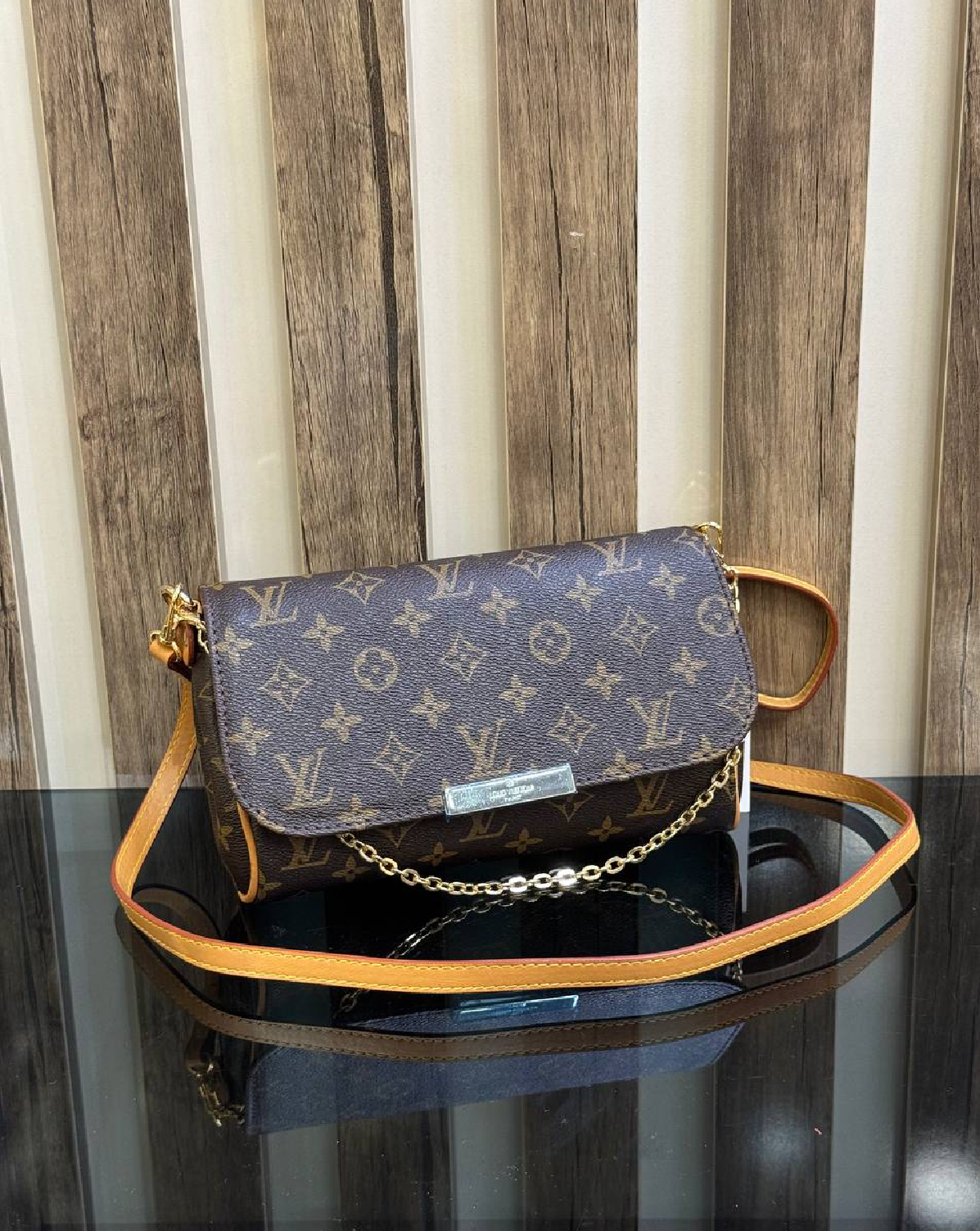 Louis Vuitton clutch