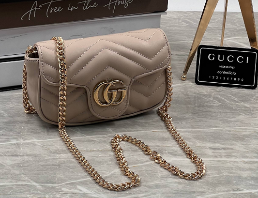 Gucci marmont beige