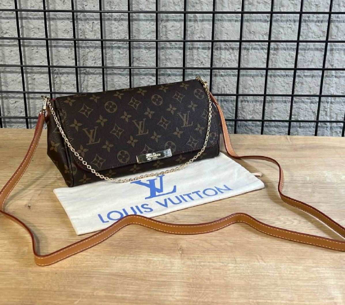 Louis Vuitton clutch